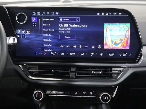 Used 2024 Chevrolet Equinox EV RS image 27