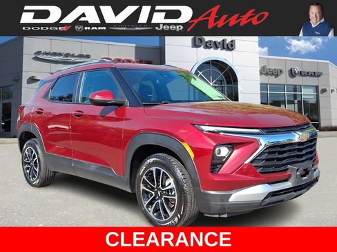Used 2024 Chevrolet TrailBlazer LT AWD/4WD image 1