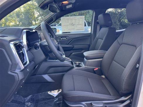 New 2026 GMC Canyon Elevation image 23