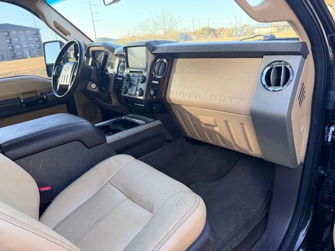 Used 2016 Ford F250 Lariat w/ Lariat Ultimate Package image 26