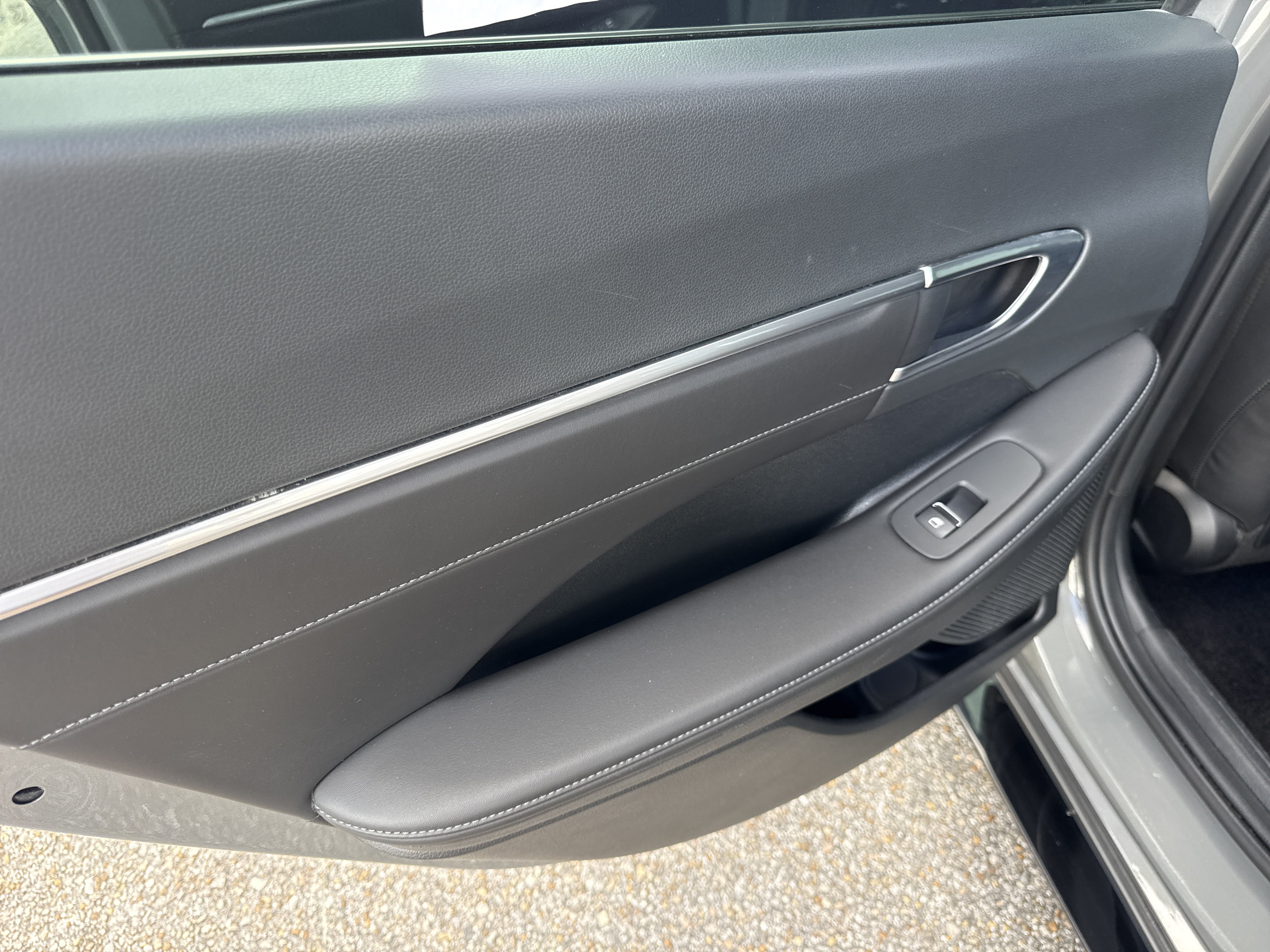 Used 2022 Hyundai Sonata Limited FWD image 11