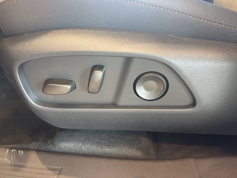 New 2026 Chevrolet Equinox ACTIV w/ Convenience Package III image 20