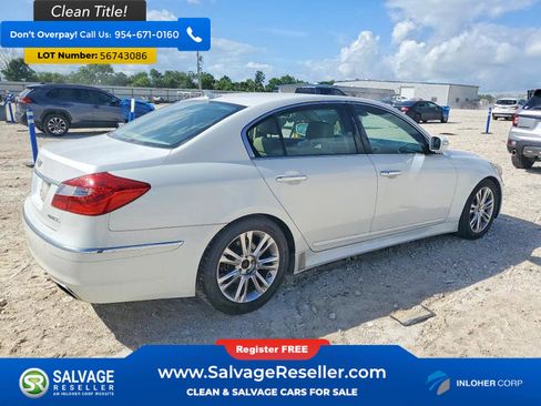 Used 2013 Hyundai Genesis 3.8 w/ Premium Pkg RWD image 4