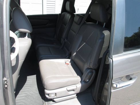 Used 2016 Honda Odyssey EX-L image 16