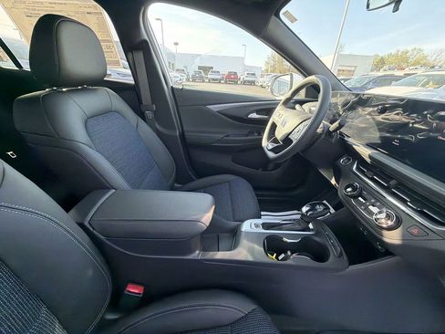 New 2026 Buick Envista Preferred FWD image 15