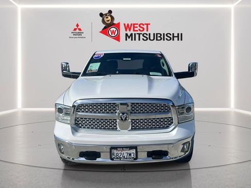 Used 2015 RAM 1500 Laramie w/ Convenience Group AWD/4WD image 8