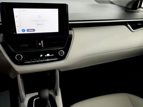 Certified 2023 Toyota Corolla Cross L image 41