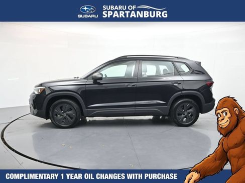 Used 2025 Volkswagen Taos S FWD image 4