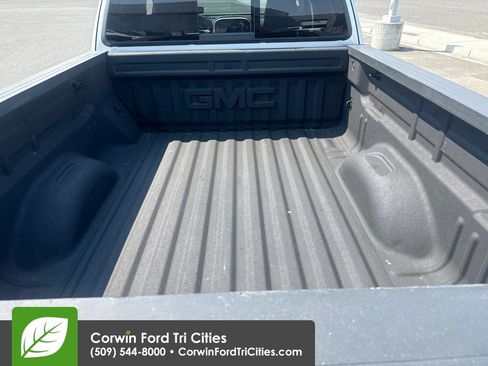 Used 2017 GMC Canyon SLT w/ Driver Alert Package AWD/4WD image 8