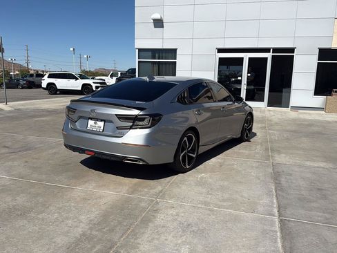Used 2018 Honda Accord Sport image 7
