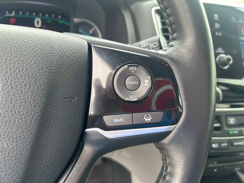 Used 2019 Honda Pilot Touring image 19