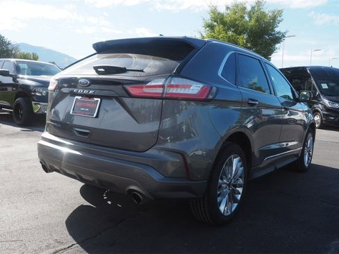 Used 2021 Ford Edge Titanium w/ Equipment Group 301A image 5