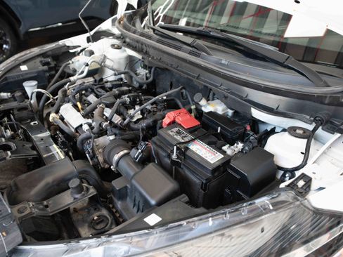 Used 2023 Nissan Kicks S FWD image 32
