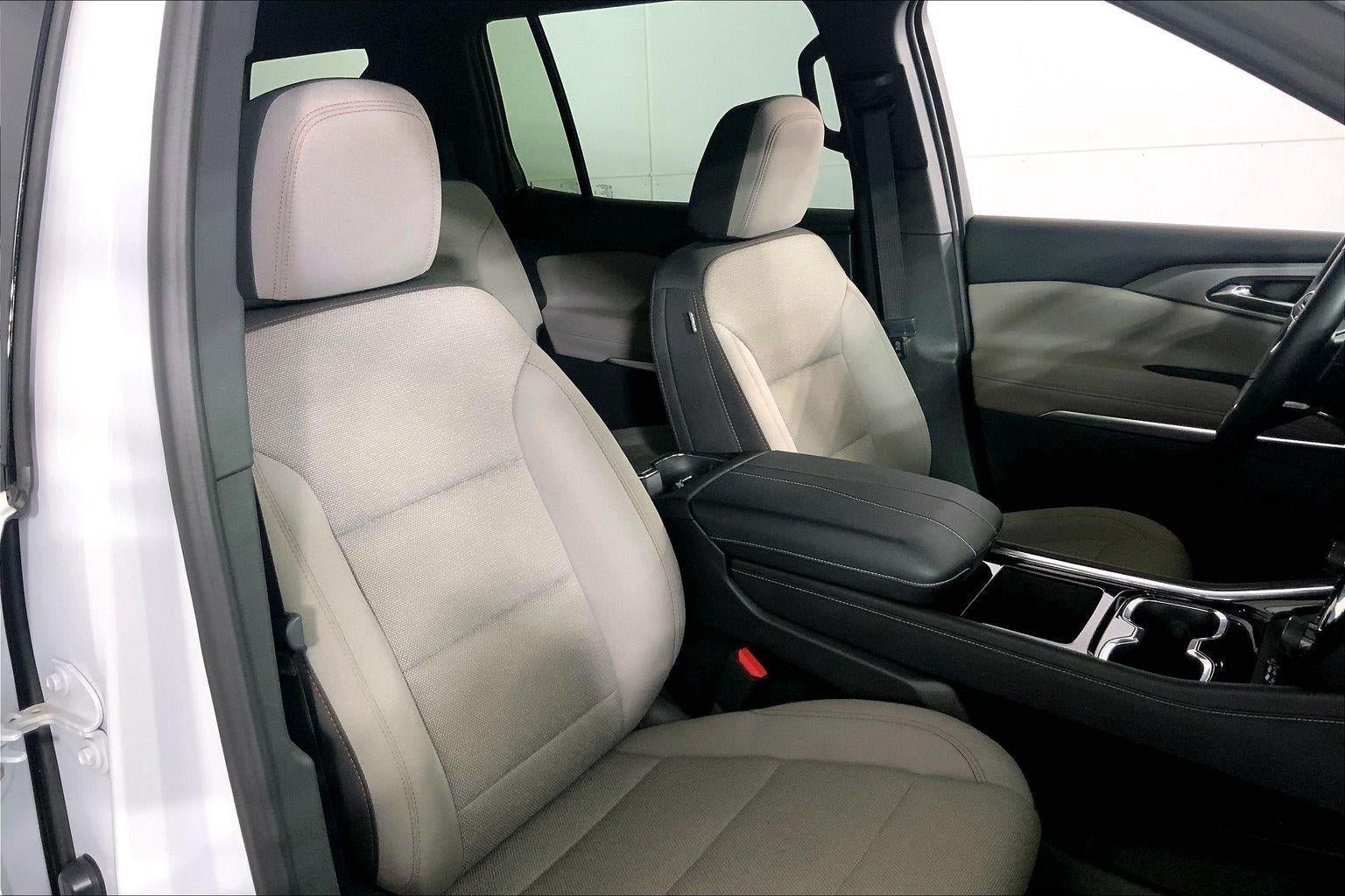 Used 2026 Chevrolet Traverse LT w/ Driver Confidence Package FWD image 7