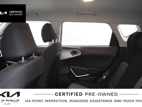 Certified 2025 Kia Soul LX w/ LX Technology Package FWD image 13