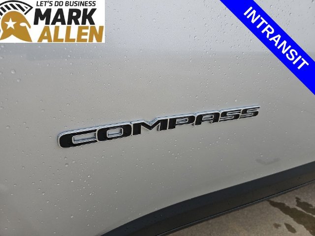 Used 2024 Jeep Compass Latitude AWD/4WD image 31