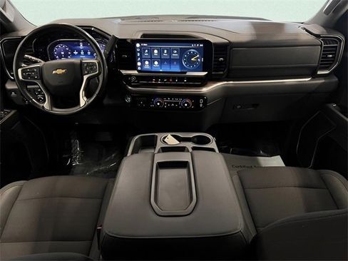 Used 2022 Chevrolet Silverado 1500 LT image 16