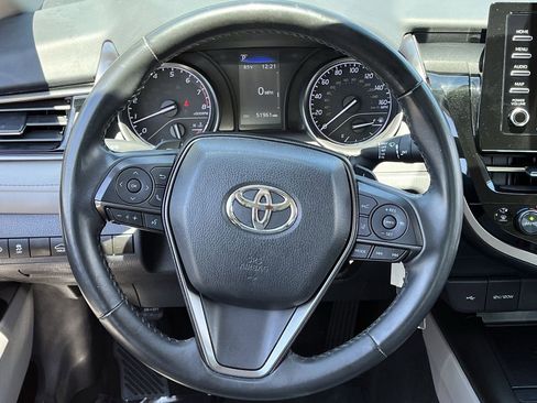 Used 2024 Toyota Camry SE FWD image 11