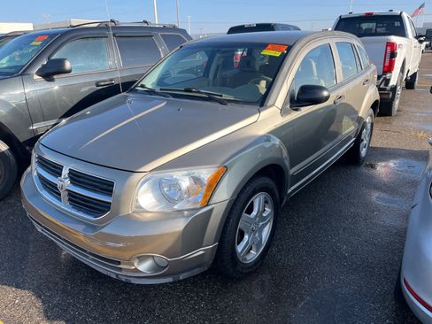 Used 2008 Dodge Caliber SXT w/ Popular Equipment Group image 1
