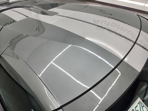 Used 2022 Chevrolet Corvette Stingray Premium Conv w/ Z51 Performance Package image 4