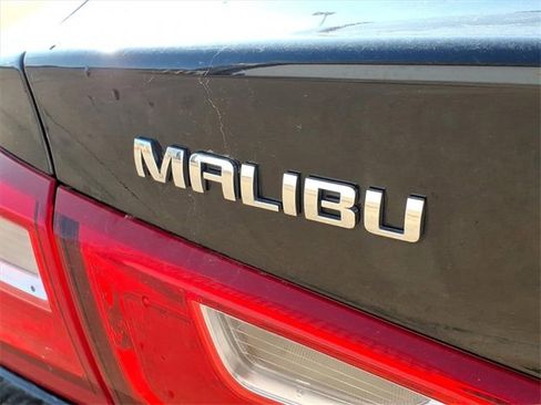 Used 2024 Chevrolet Malibu LT image 44