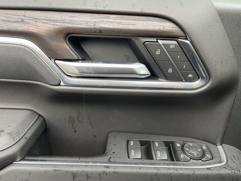 New 2026 GMC Sierra 1500 SLT w/ SLT Premium Package image 59