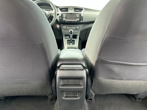 Used 2016 Nissan Sentra SR FWD image 36