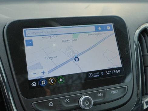 Used 2022 Chevrolet Equinox RS w/ Infotainment Package image 20