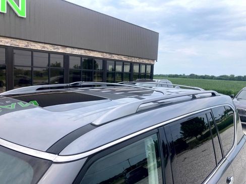 Used 2018 Nissan Armada Platinum w/ Cargo Package AWD/4WD image 26
