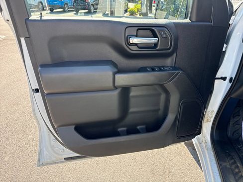 Used 2023 Chevrolet Silverado 1500 W/T w/ WT Value Package AWD/4WD image 15