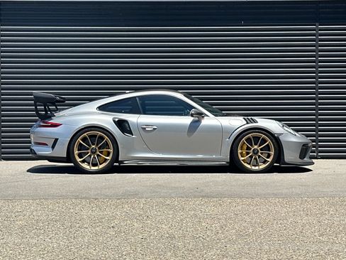 Certified 2019 Porsche 911 GT3 RS RWD image 9