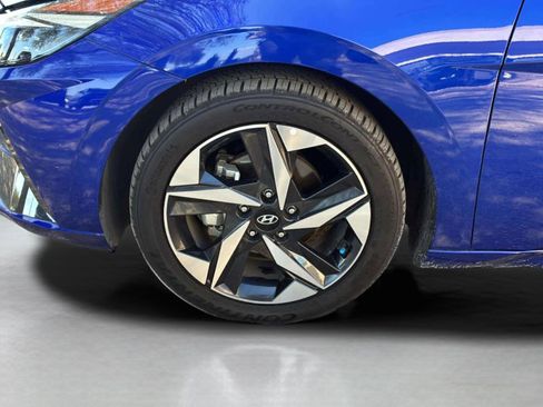 Used 2023 Hyundai Elantra Limited image 34