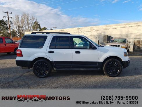 Used 2016 Ford Expedition XL image 8