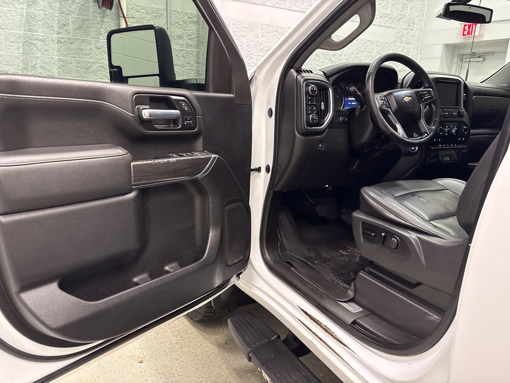 Used 2021 Chevrolet Silverado 2500 LTZ AWD/4WD image 13