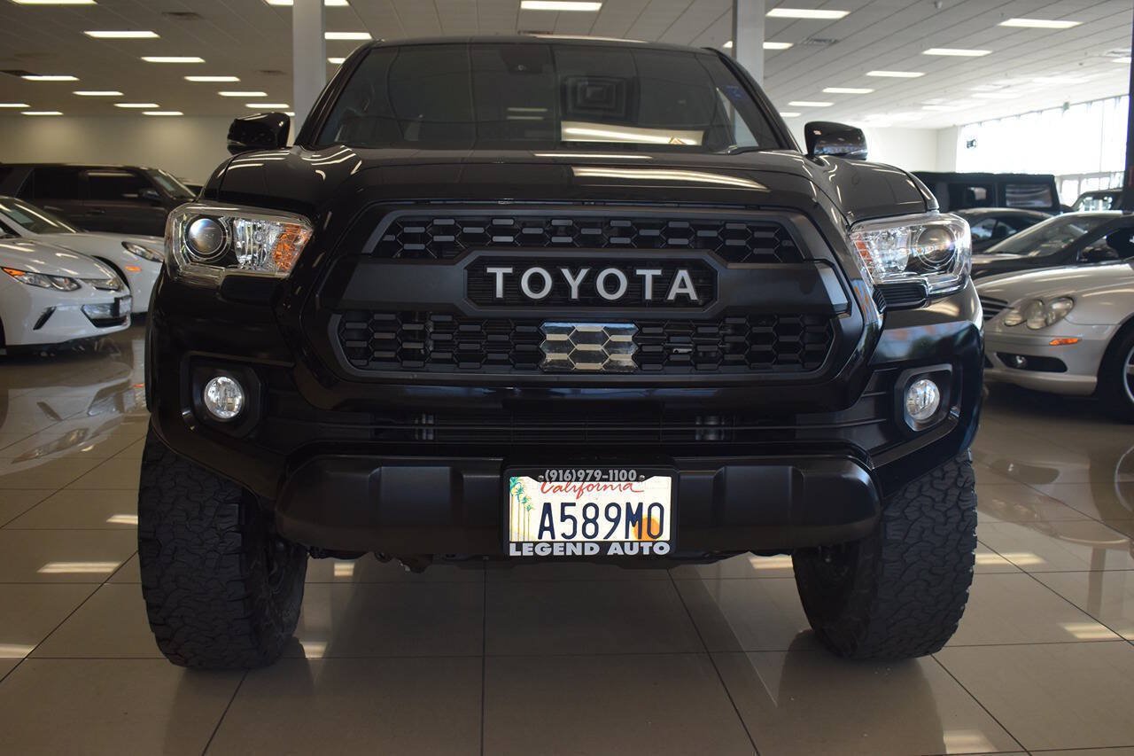 Used 2020 Toyota Tacoma TRD Off-Road AWD/4WD image 2