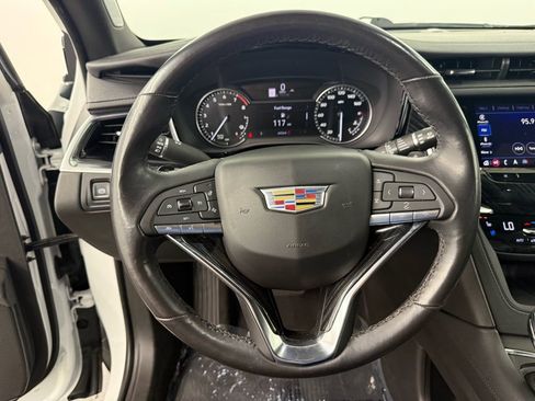 Used 2023 Cadillac XT6 Premium Luxury image 21