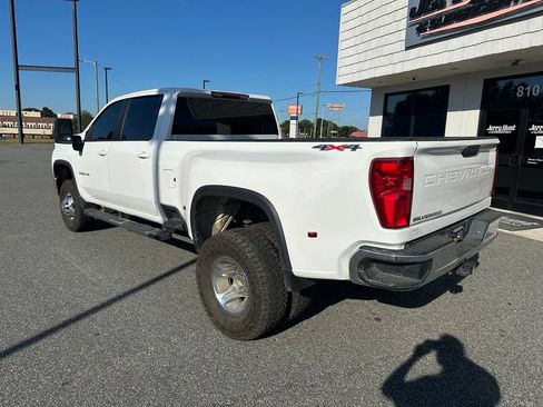 Used 2024 Chevrolet Silverado 3500 LT AWD/4WD image 5