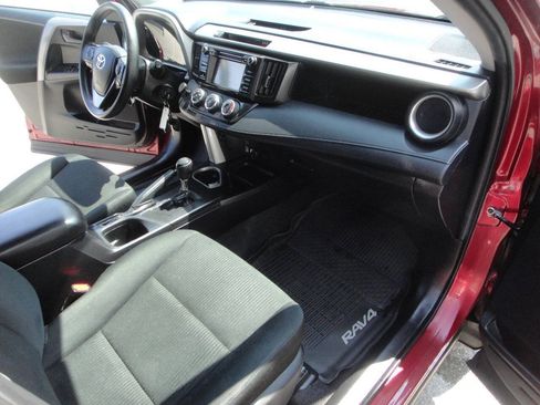 Used 2018 Toyota RAV4 LE w/ All Weather Liner Package AWD/4WD image 13