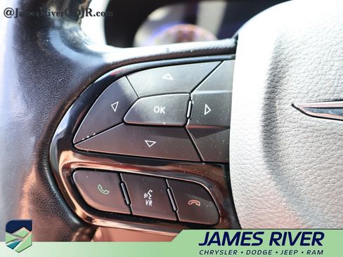 Used 2019 Chrysler Pacifica Touring Plus w/ Advanced Safetytec Group FWD image 24