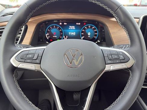 New 2026 Volkswagen Atlas SE image 18