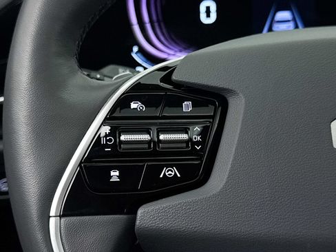 Certified 2024 Kia Niro SX Touring FWD image 35