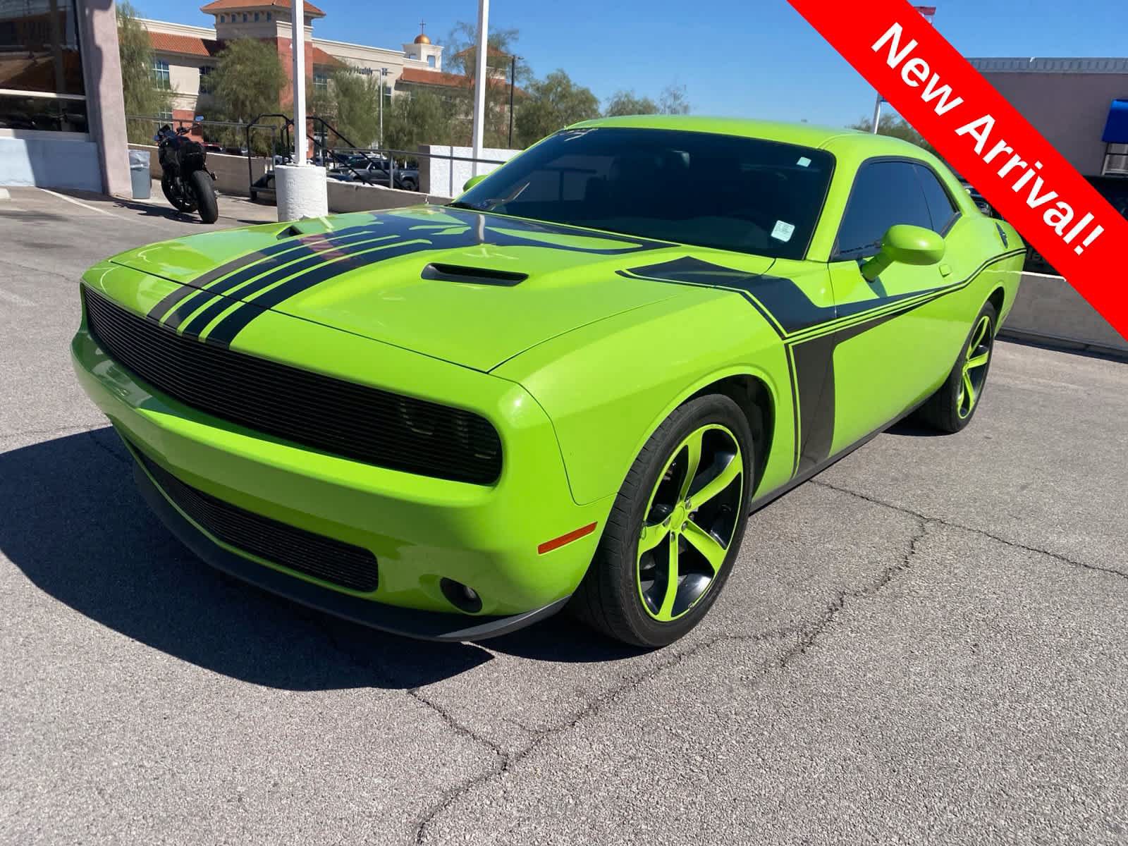 Used 2015 Dodge Challenger R/T w/ Quick Order Package 28B R/T RWD image 1