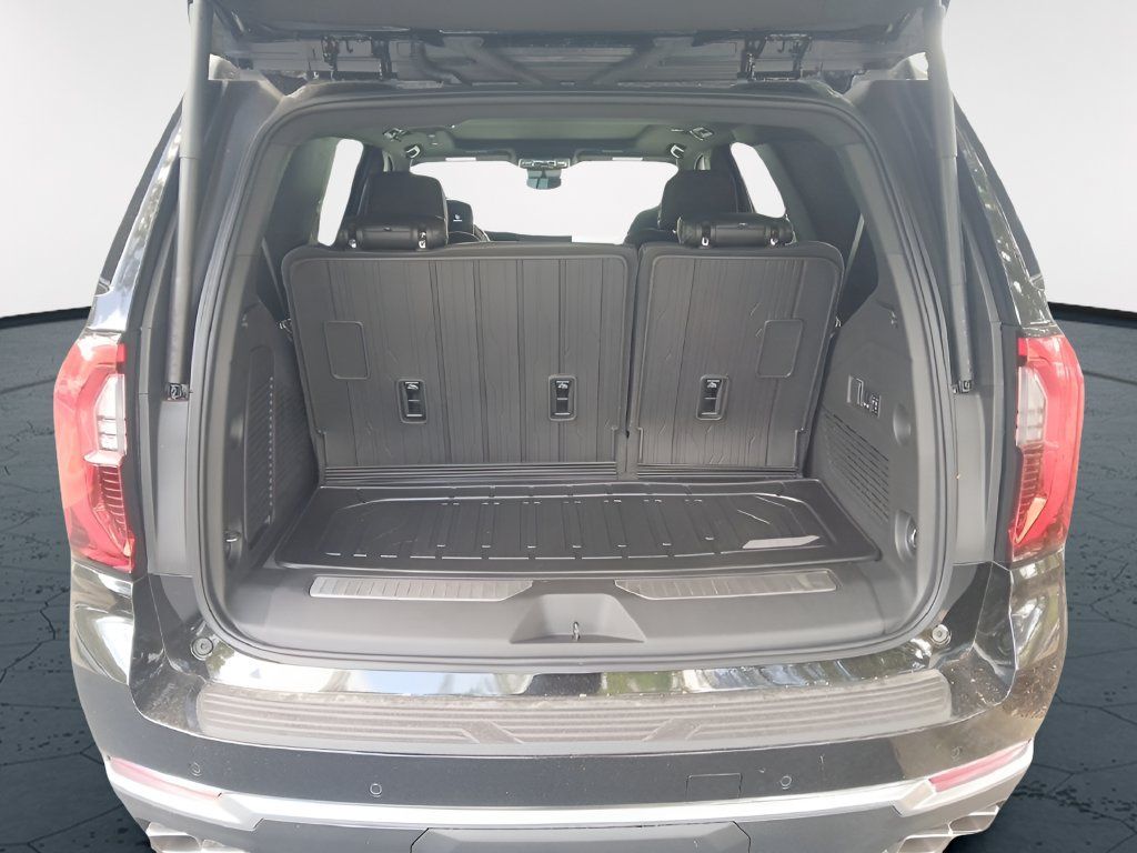 New 2026 GMC Yukon Denali w/ Denali Reserve Package AWD/4WD image 25