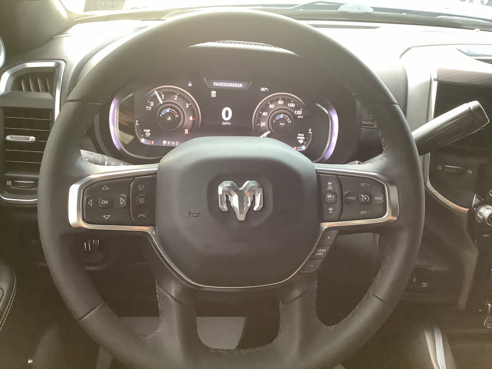Used 2025 RAM 2500 Laramie AWD/4WD image 16