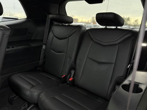 Certified 2023 Cadillac XT6 Premium Luxury image 14