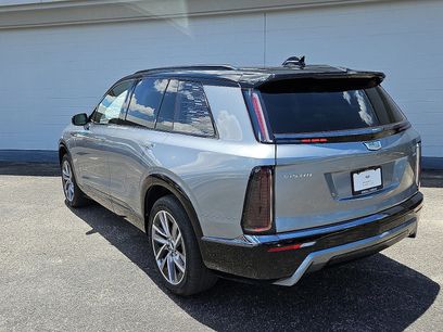 New 2026 Cadillac Vistiq Sport w/ LPO, Floor Liner Package