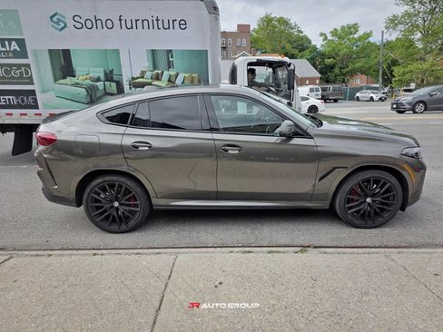 Used 2025 BMW X6 xDrive40i w/ Climate Comfort Package AWD/4WD image 5