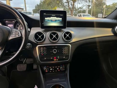 Used 2016 Mercedes-Benz CLA 250 4MATIC image 10
