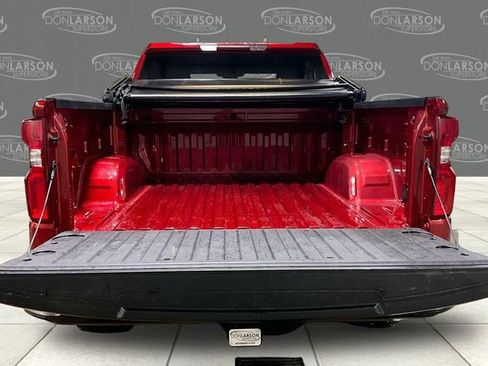 Used 2023 Chevrolet Silverado 1500 LT Trail Boss w/ LPO, Dark Essentials Package image 9