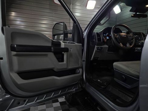 Used 2021 Ford F250 XL w/ STX Appearance Package AWD/4WD image 30